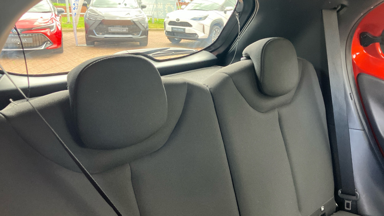 Toyota Aygo X 1.0 VVT-i Edge 5dr Petrol Hatchback